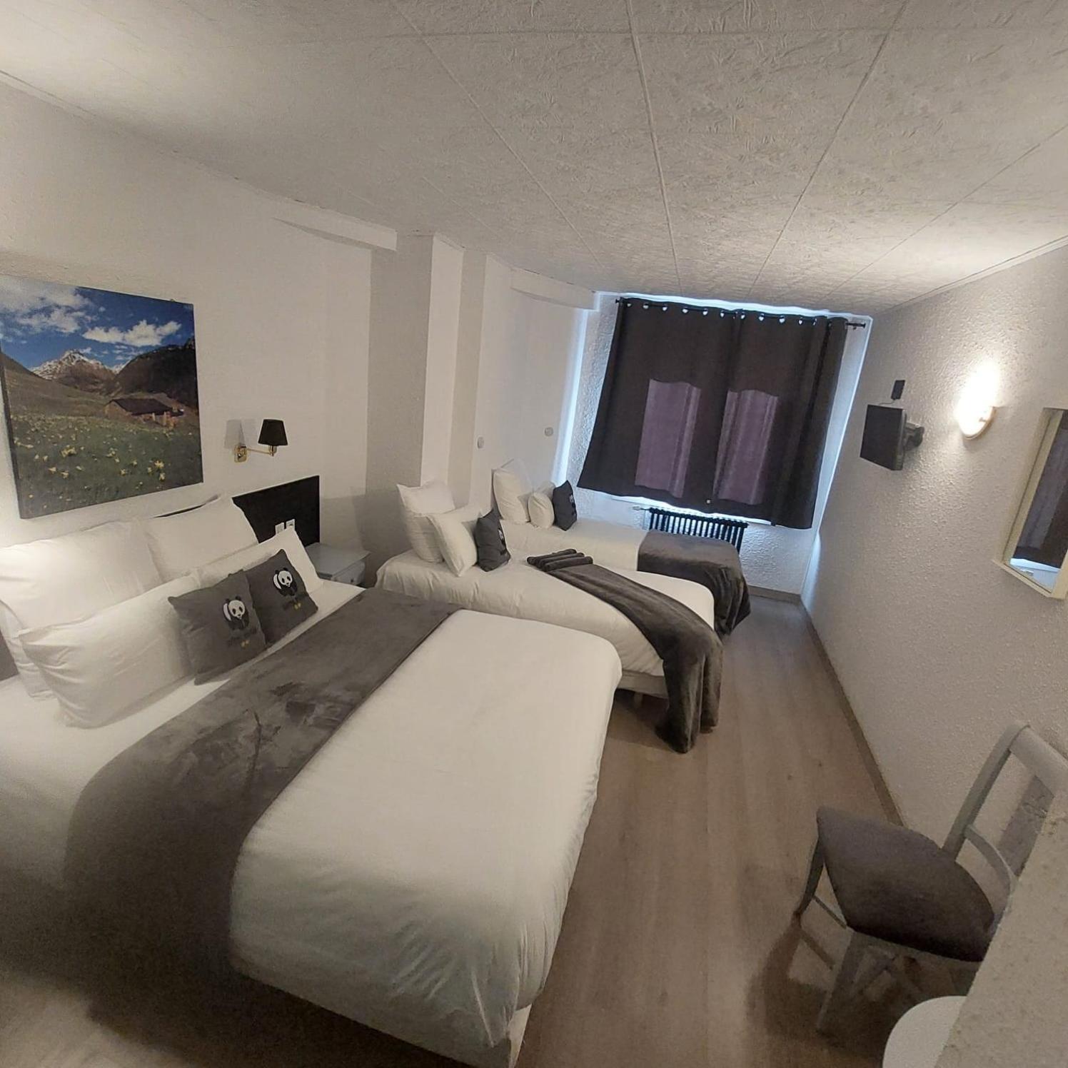 Hotel Panda Pas De La Casa Eksteriør billede