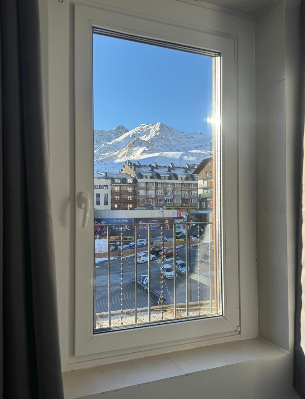 Hotel Panda Pas De La Casa Eksteriør billede